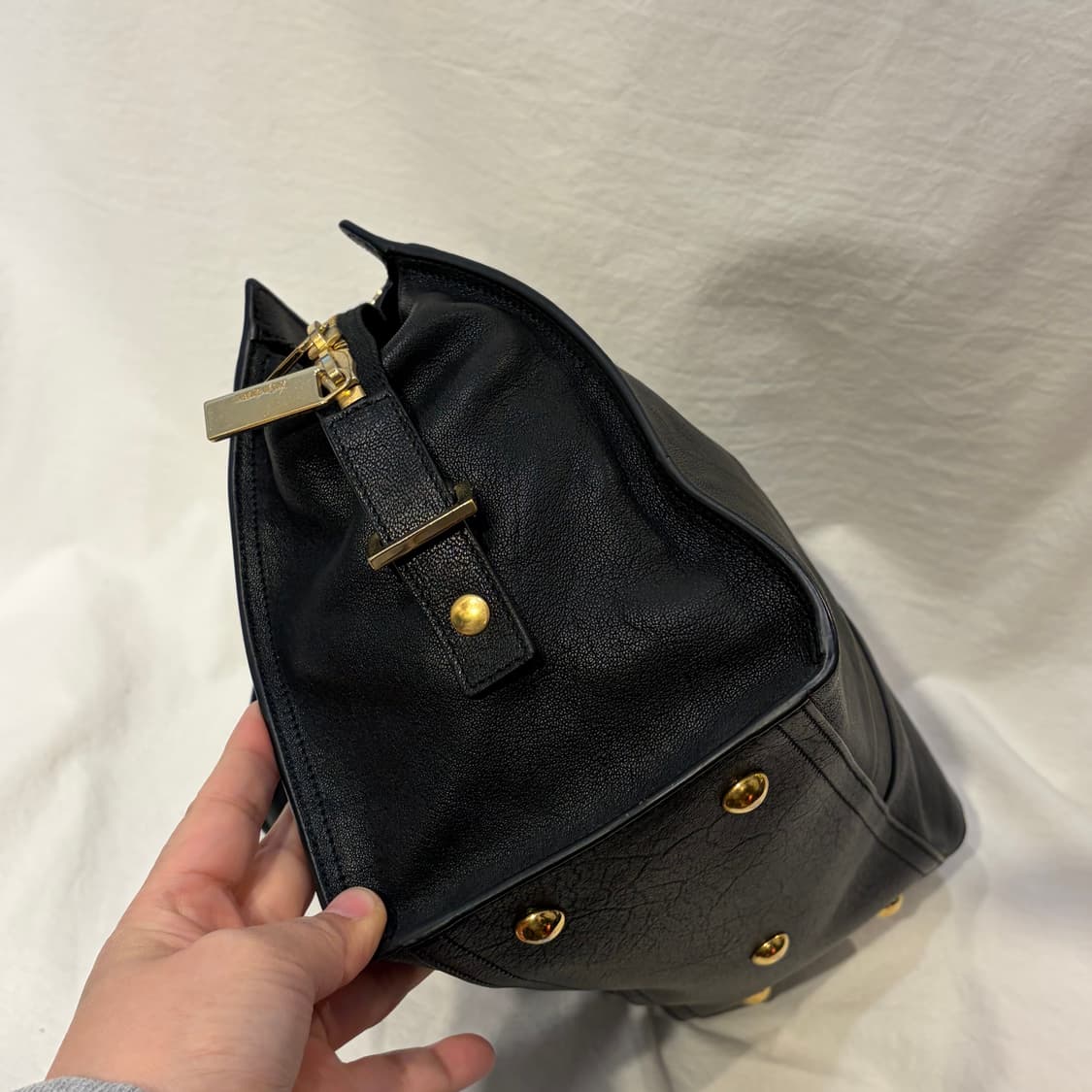 입생로랑 카바시크 블랙 레더 토트백 가방 상품이미지6