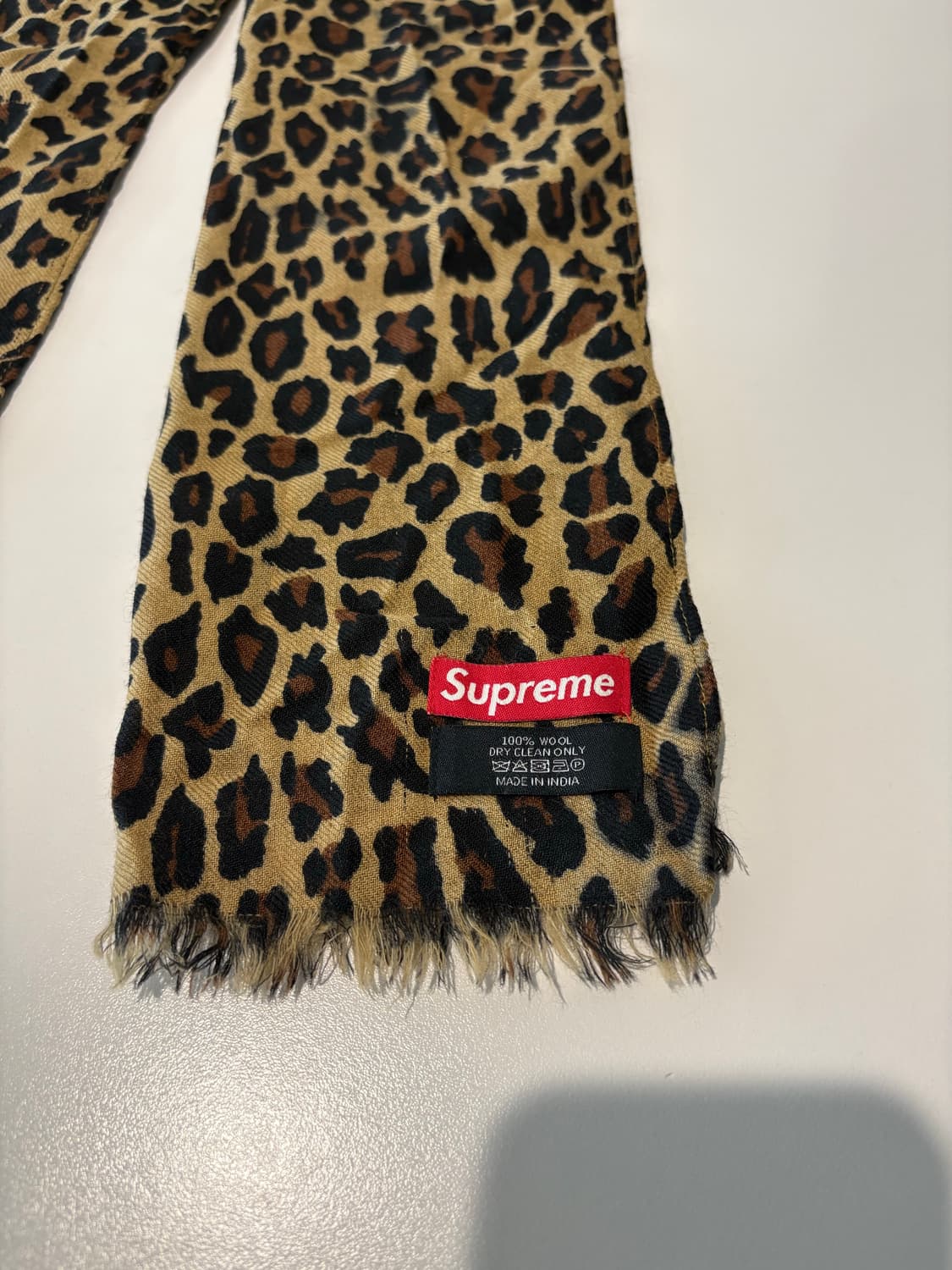 슈프림 레오파드 머플러 상품이미지2