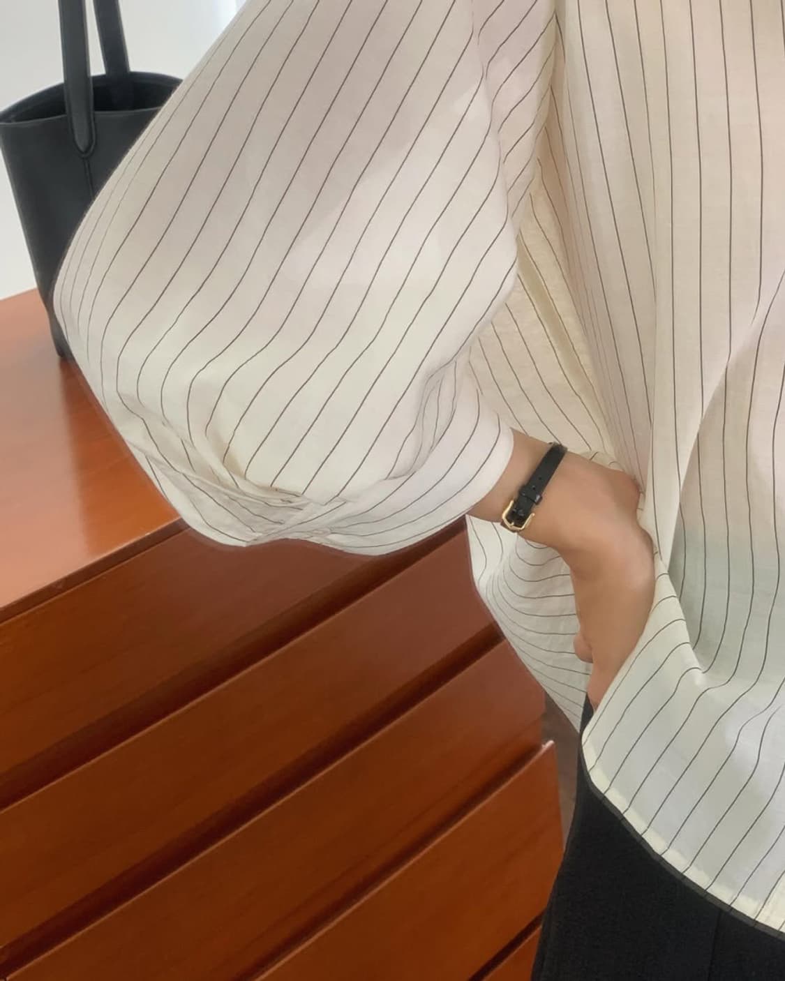 퍼프 스트라이프 블라우스 새상품 상품이미지9