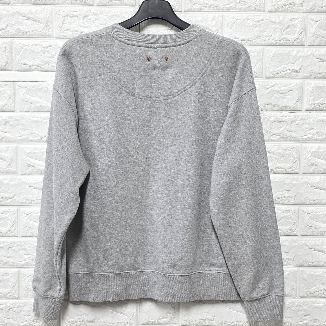 택포) 앤더슨벨 하트 자수 맨투맨 S 상품이미지4