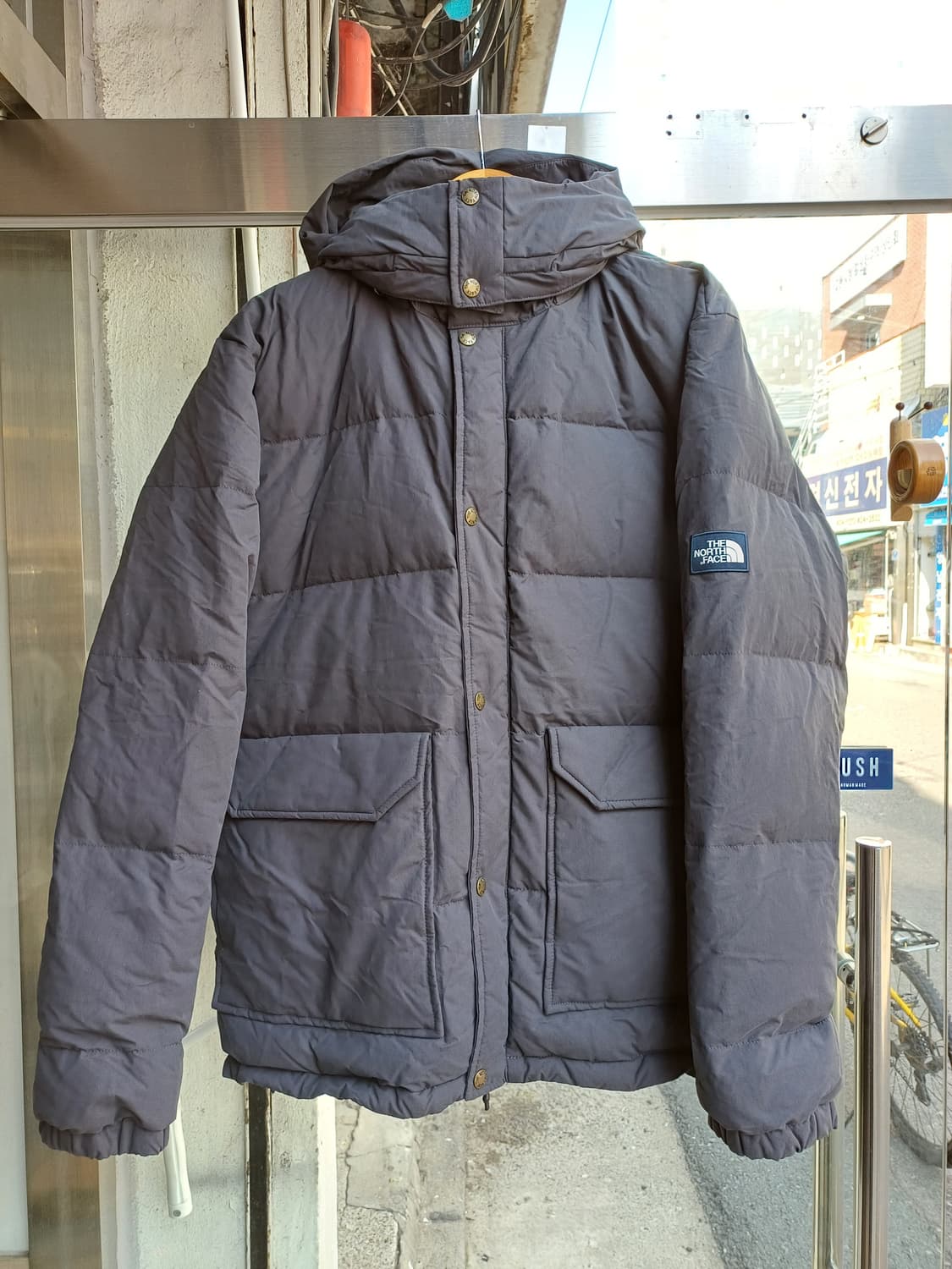 노스페이스 시에라 후드 다운자켓 L사이즈 차콜/브라운 상품이미지1
