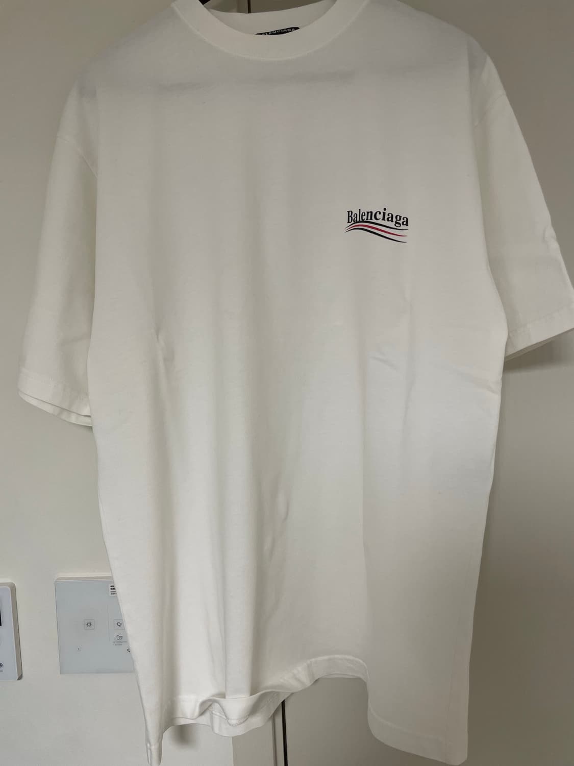발렌시아가 남성 웨이브로고 오버핏 티셔츠 화이트 상품이미지2