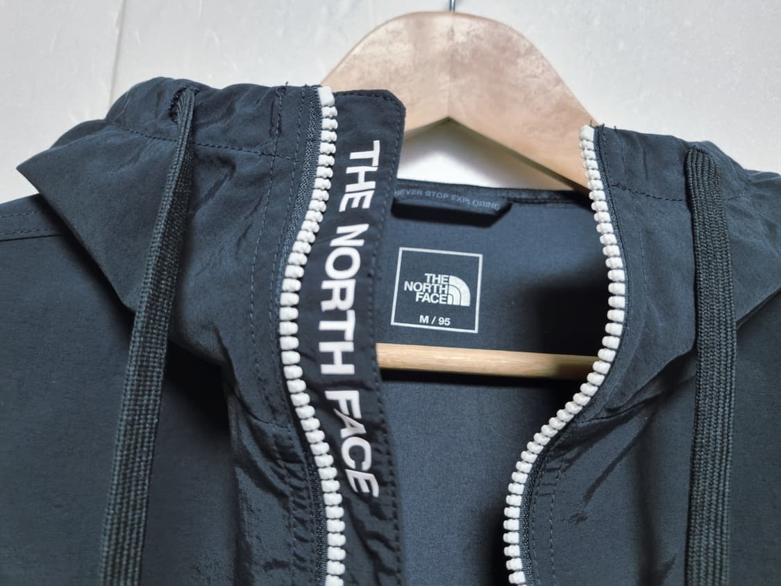 남성M 노스페이스 블랙 검정 우븐 아노락 바람막이 트레이닝복 고프코어 상품이미지7