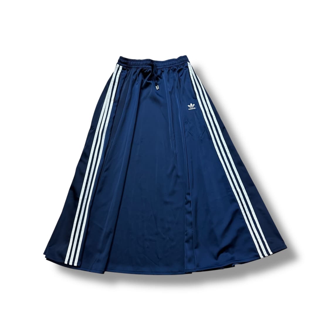 아디다스 SST 스커트 나이트 인디고 색상 상품이미지1