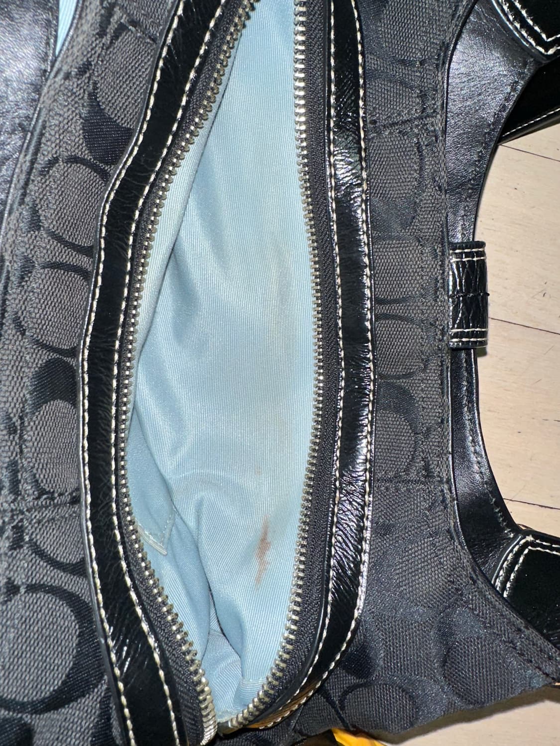 코치 블랙 숄더백 상품이미지6