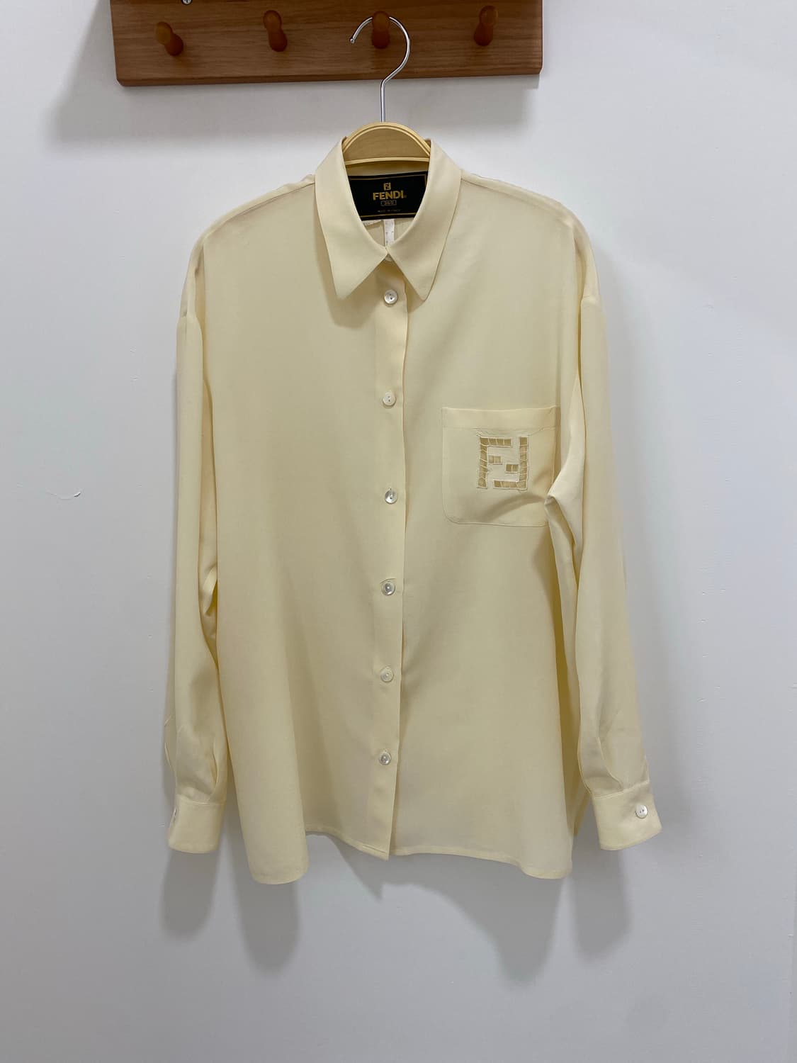 Fendi Cream Silk Blouse  상품이미지1
