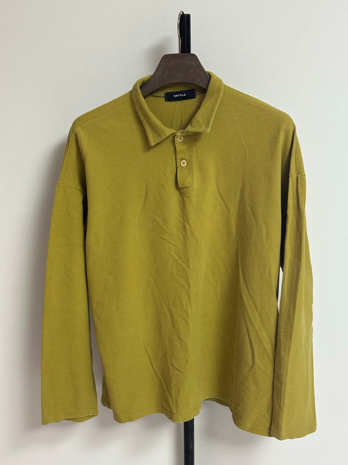 올리브 옐로우 카라 긴팔 티셔츠 상품이미지1