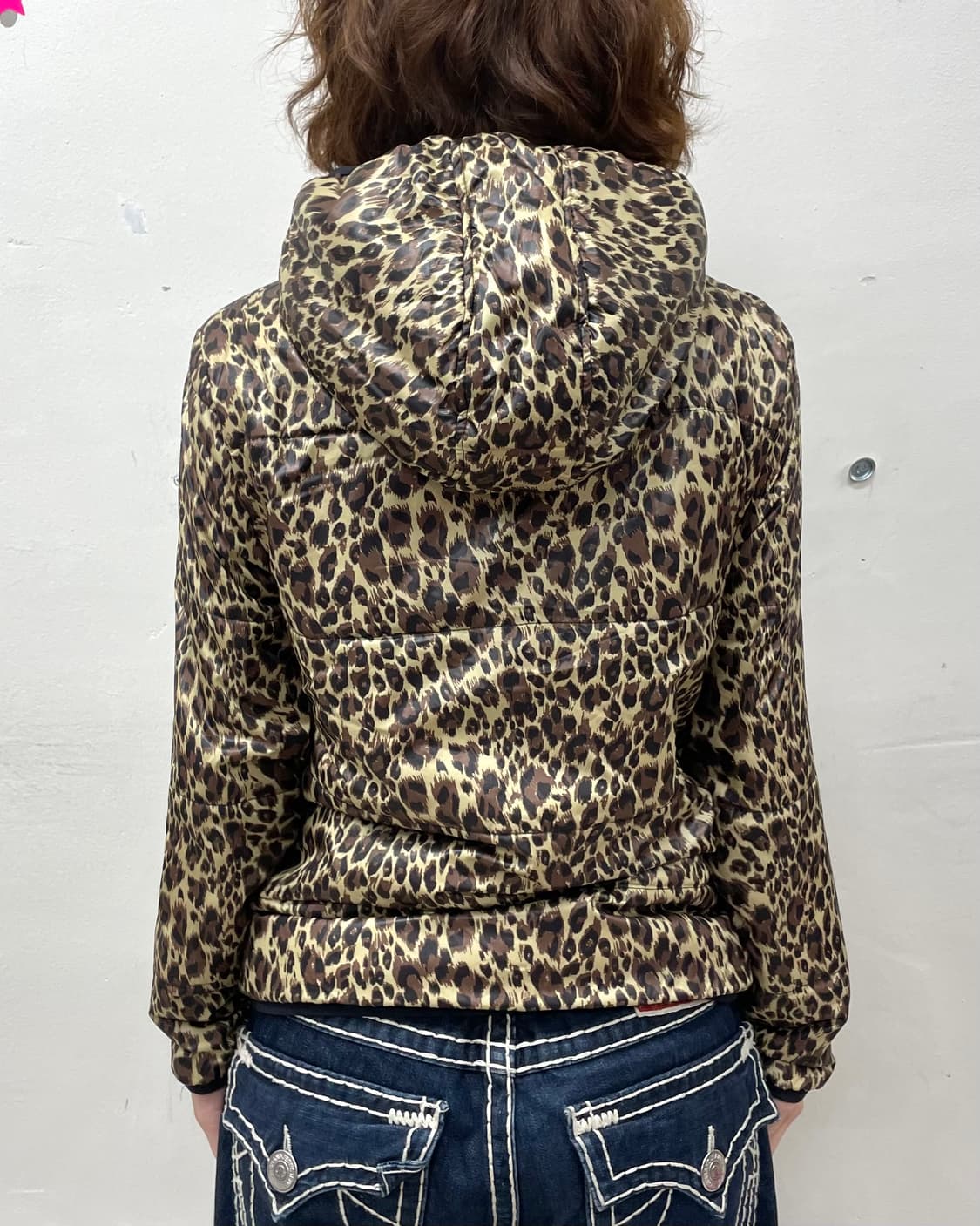 Lush hour Glossy leopard print padded  상품이미지3