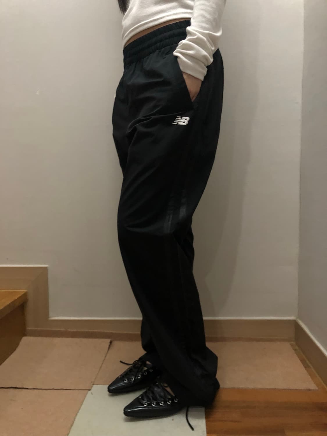 빈티지 뉴발란스 블랙 트레이닝 팬츠 상품이미지4