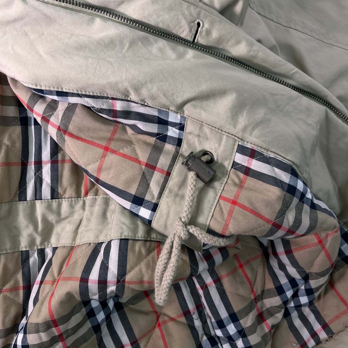 100 버버리 사파리 누빔 헌팅 자켓 상품이미지7