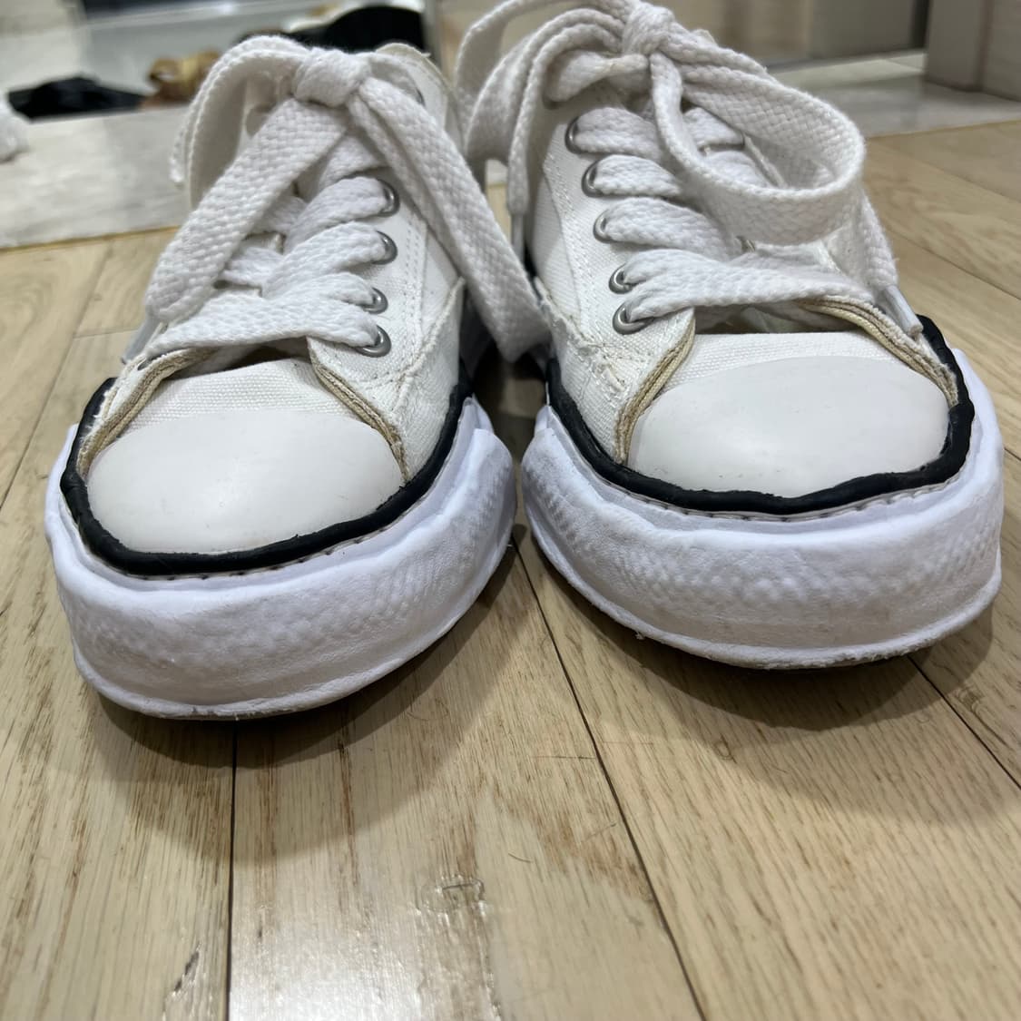 (40) 메종 미하라 야스히로 피터슨 OG 화이트 상품이미지9