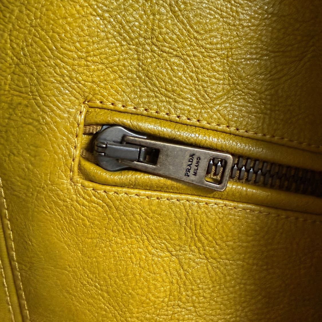 프라다 바이커 가죽 자켓 Prada Leather Biker Jacket 상품이미지6