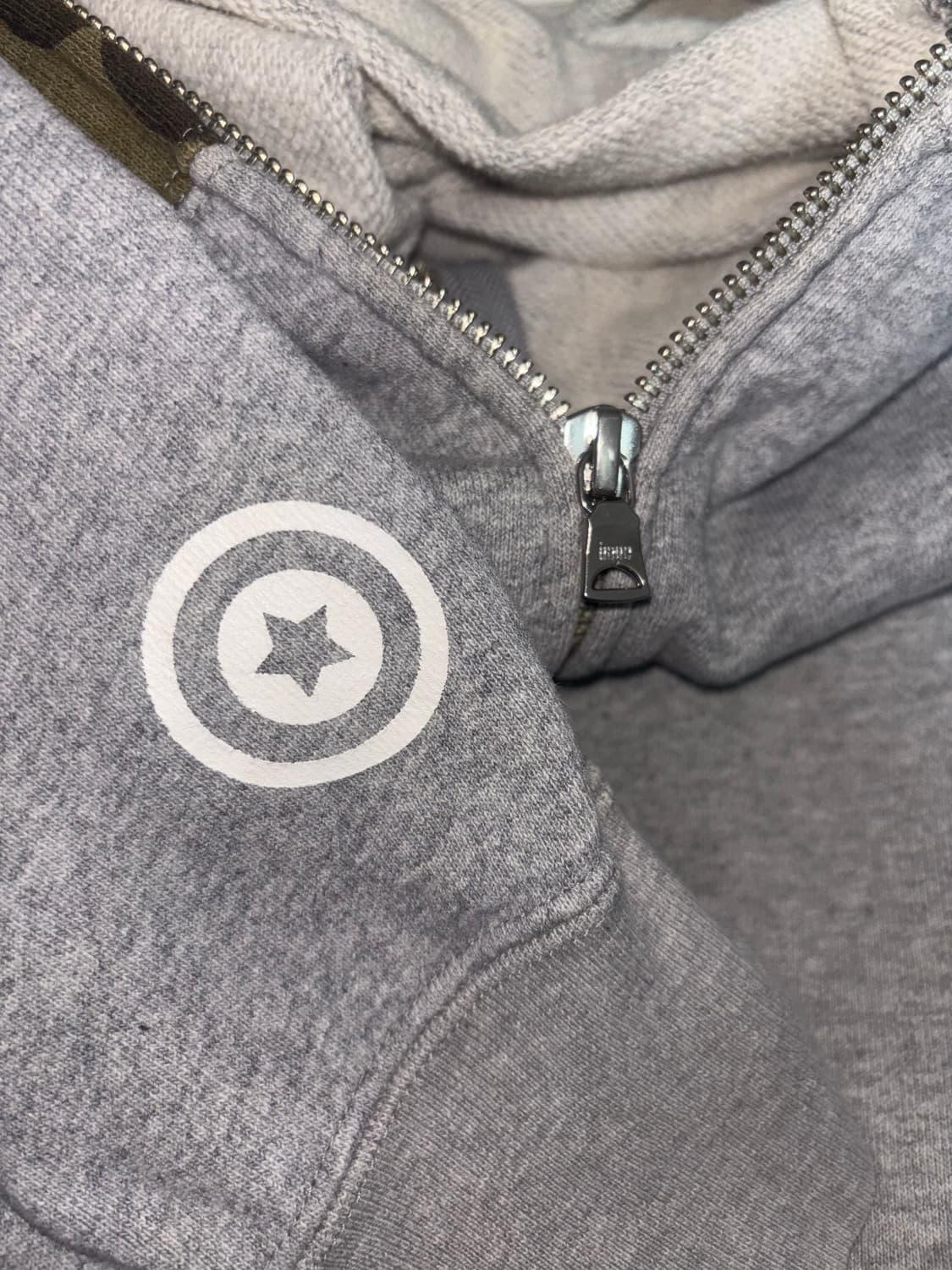 베이프 반카모 샤크 후드집업 M 급처 상품이미지2