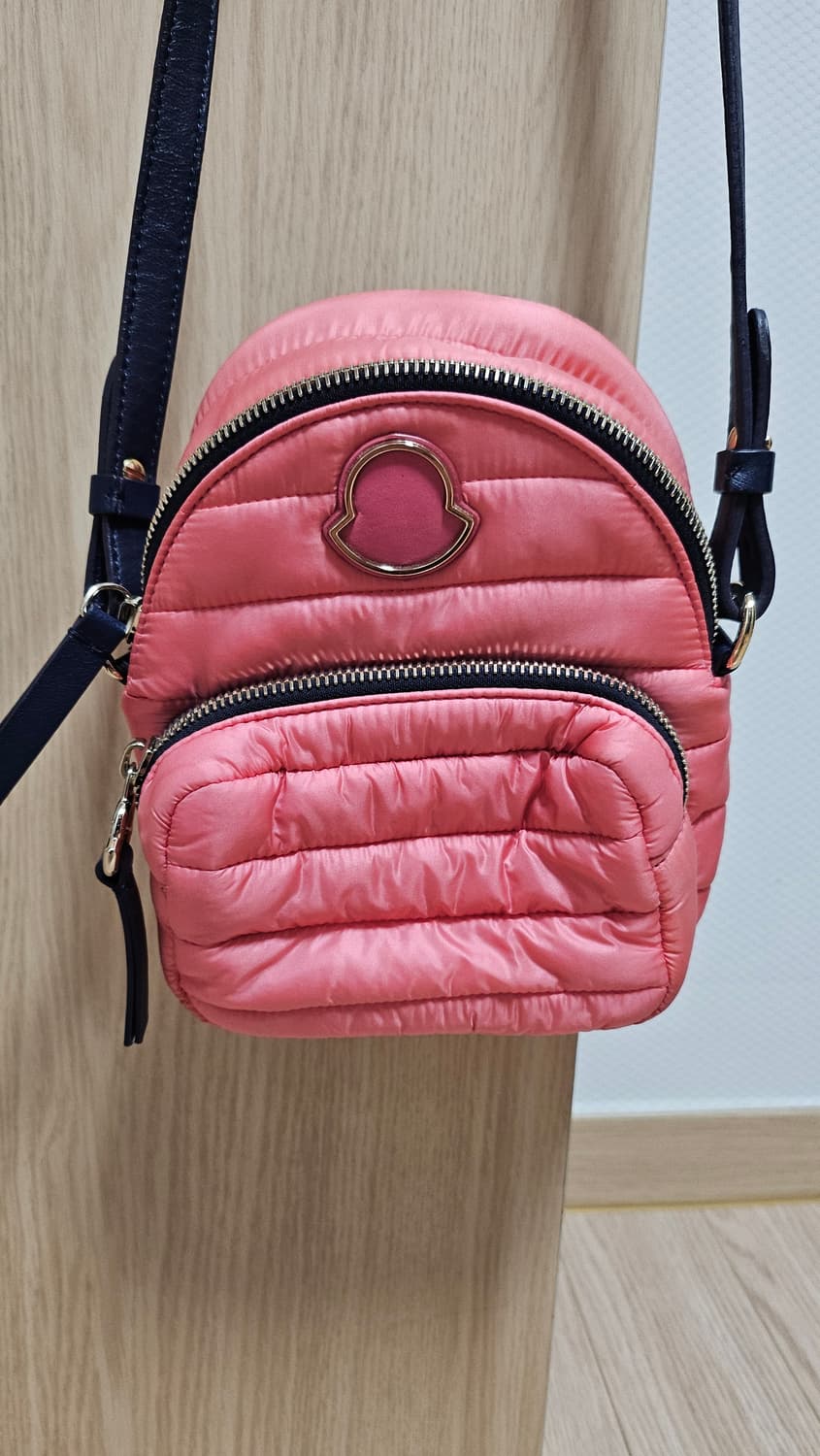 몽클레어 킬리아 핑크 스몰백 가방 상품이미지2