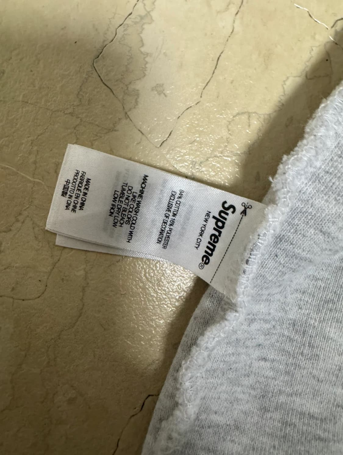 슈프림 인사이드 아웃 크루넥 애쉬 그레이 색상 XL 사이즈     상품이미지4