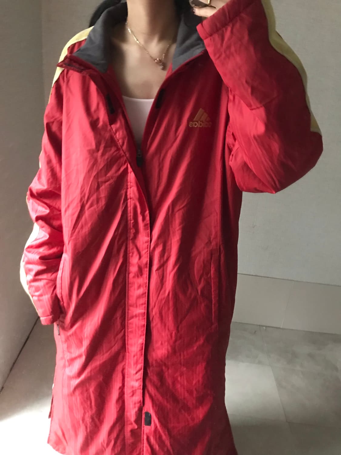 아디다스00s 레드 롱패딩 상품이미지2