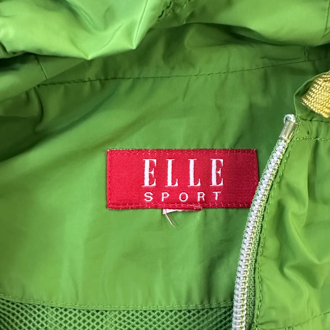 실측확인 엘르 스포츠 후드 조끼 0401D 상품이미지2