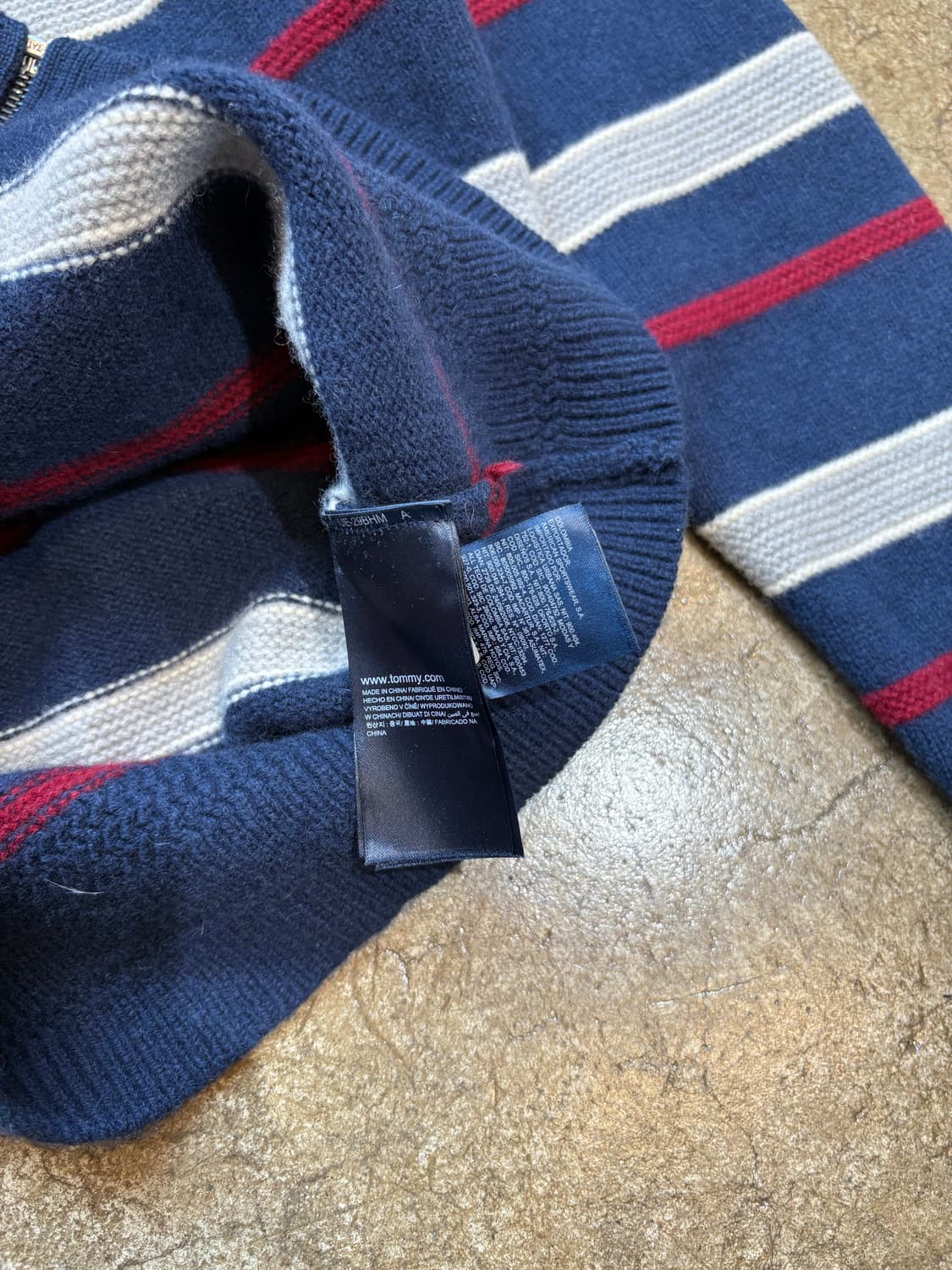 타미힐피거 멀티 컬러 니트 집업 상품이미지4