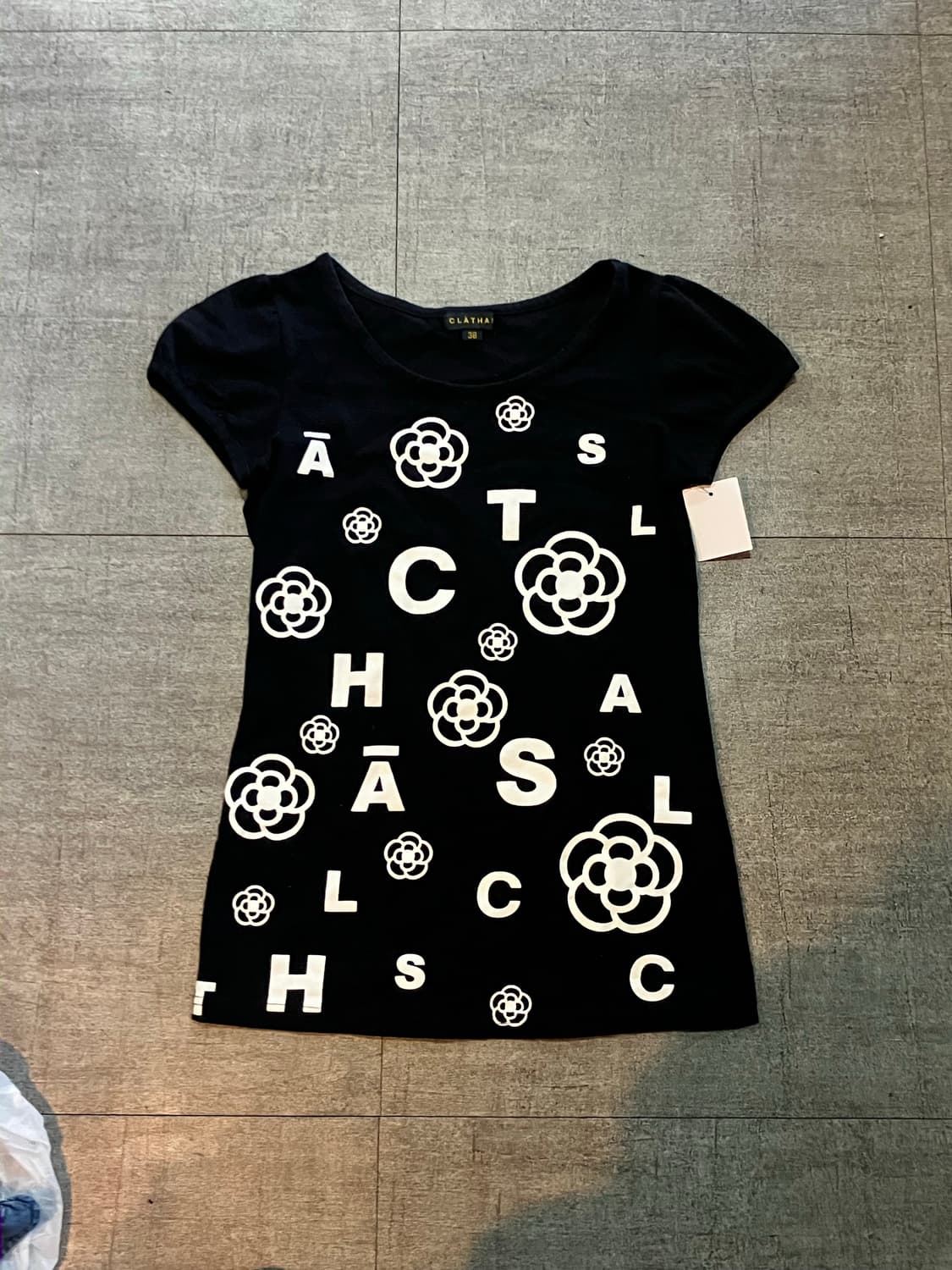 일본빈티지 Clathas 핀터깔y2k 대대장 딱붙핏 반팔티셔츠 상품이미지1