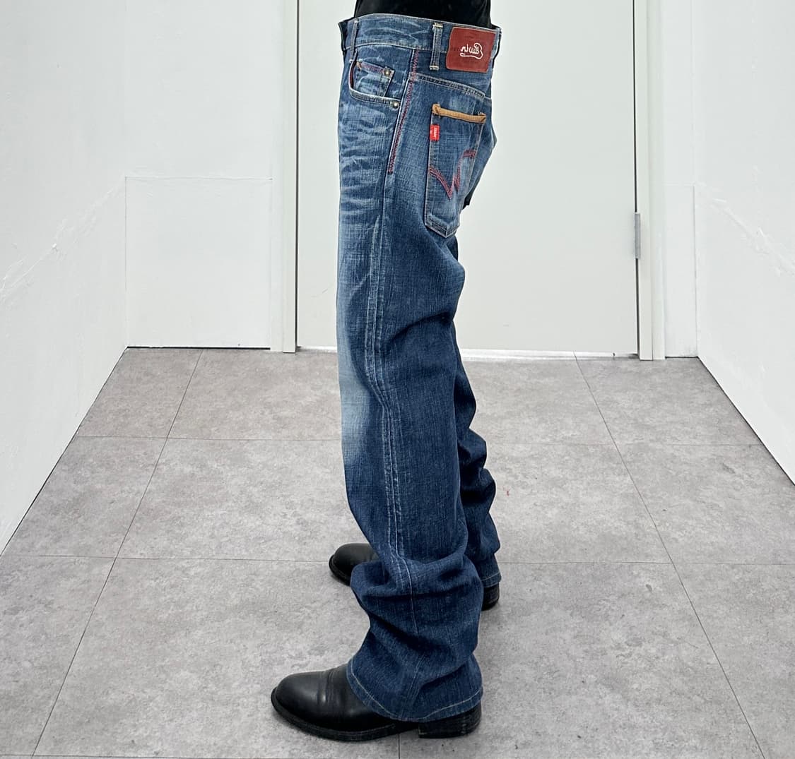 Edwin Blue Trip Leather Trim Back Pocket 상품이미지1