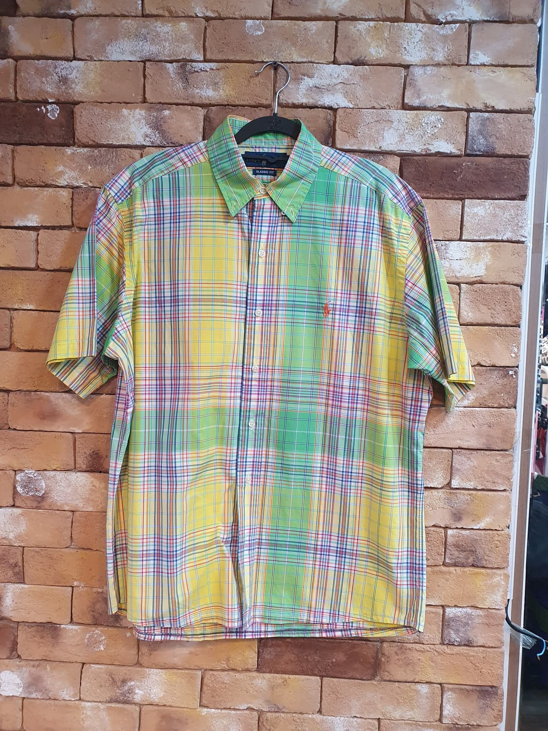 랄프로렌의 클래식핏 체크 반팔셔츠 상품이미지1