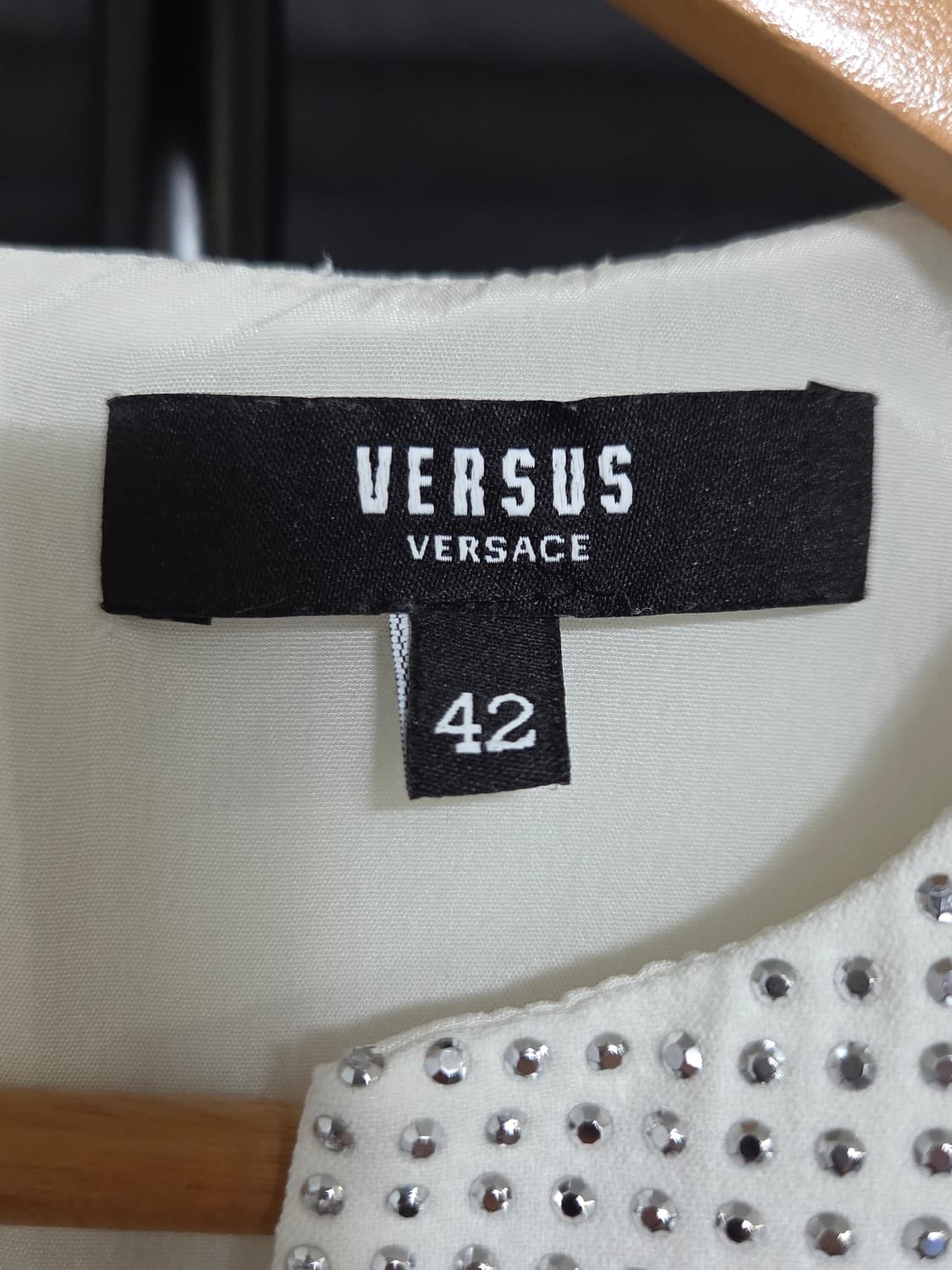 (정품) [베르수스 베르사체] 스터드 V넥 슬릿 드레스 | 00086 상품이미지3