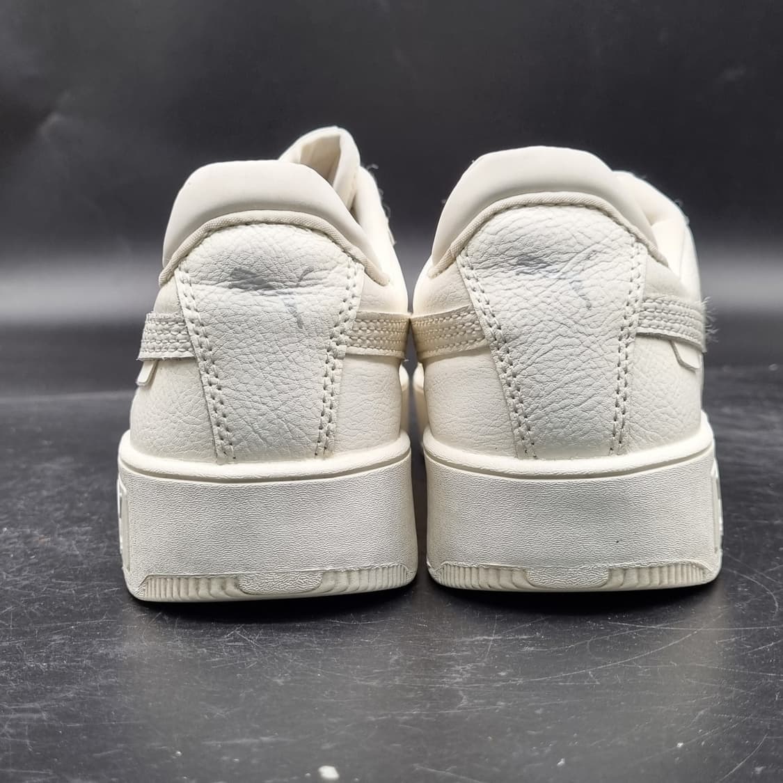 푸마 카리나 스트리트 플랫폼운동화 225 상품이미지4