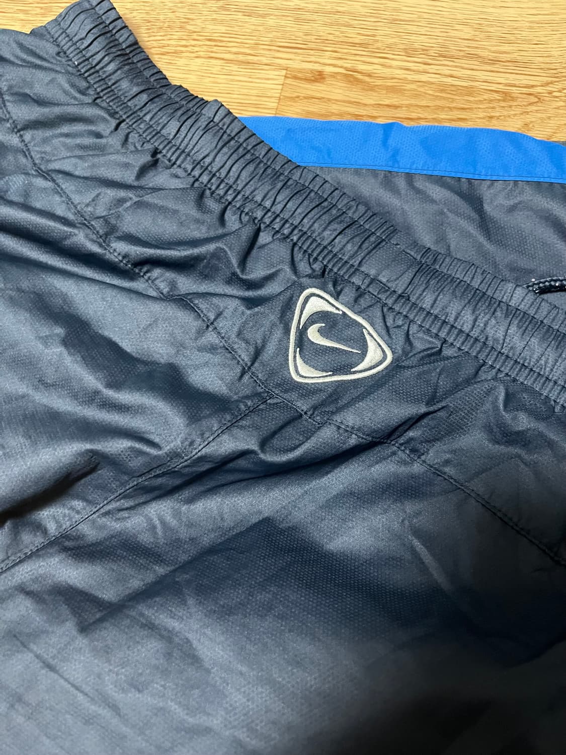 나이키  레트로 네이비/블루 트레이닝 바지 상품이미지3