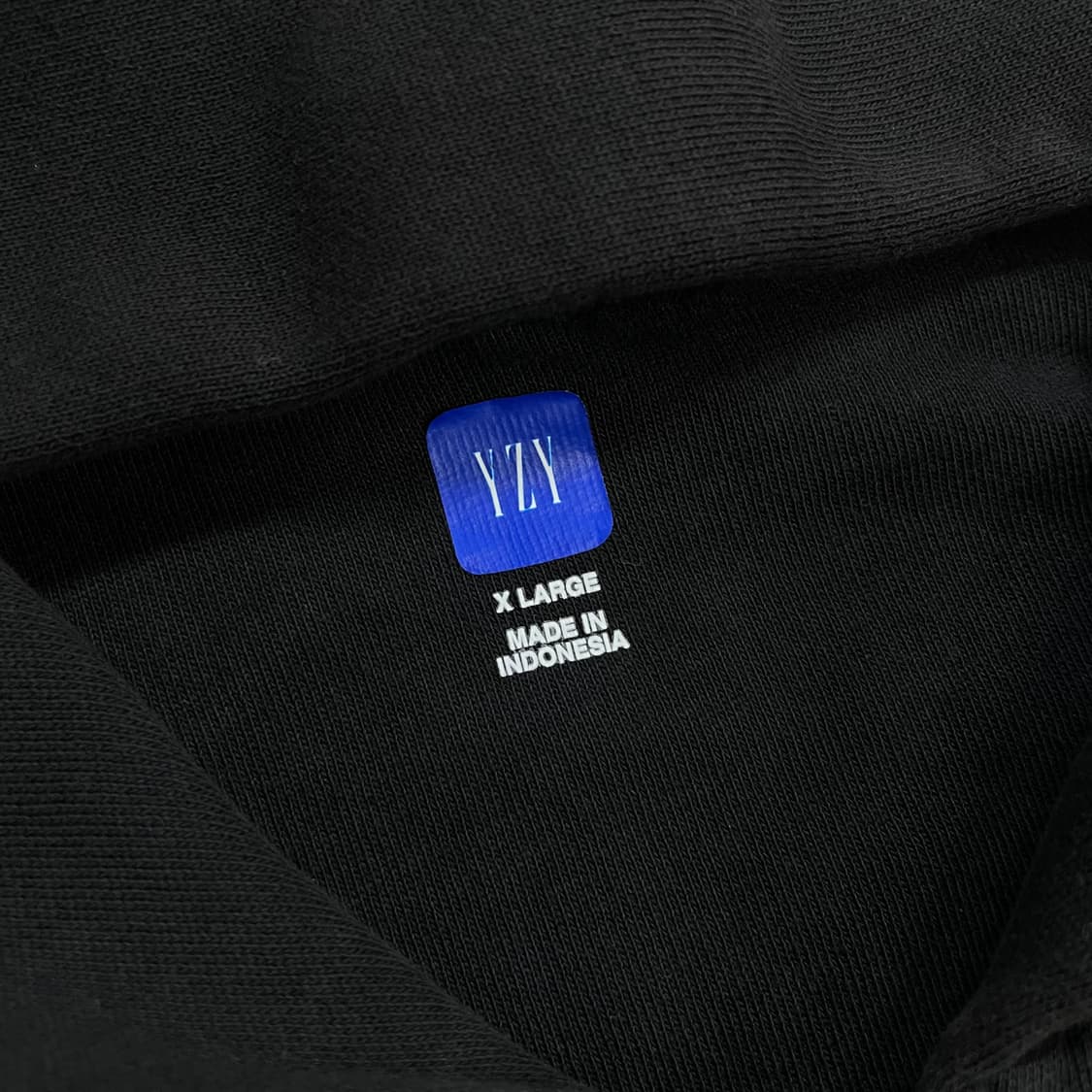 이지 x 갭 YZY 익스클루시브 후드 집업 블랙 상품이미지3