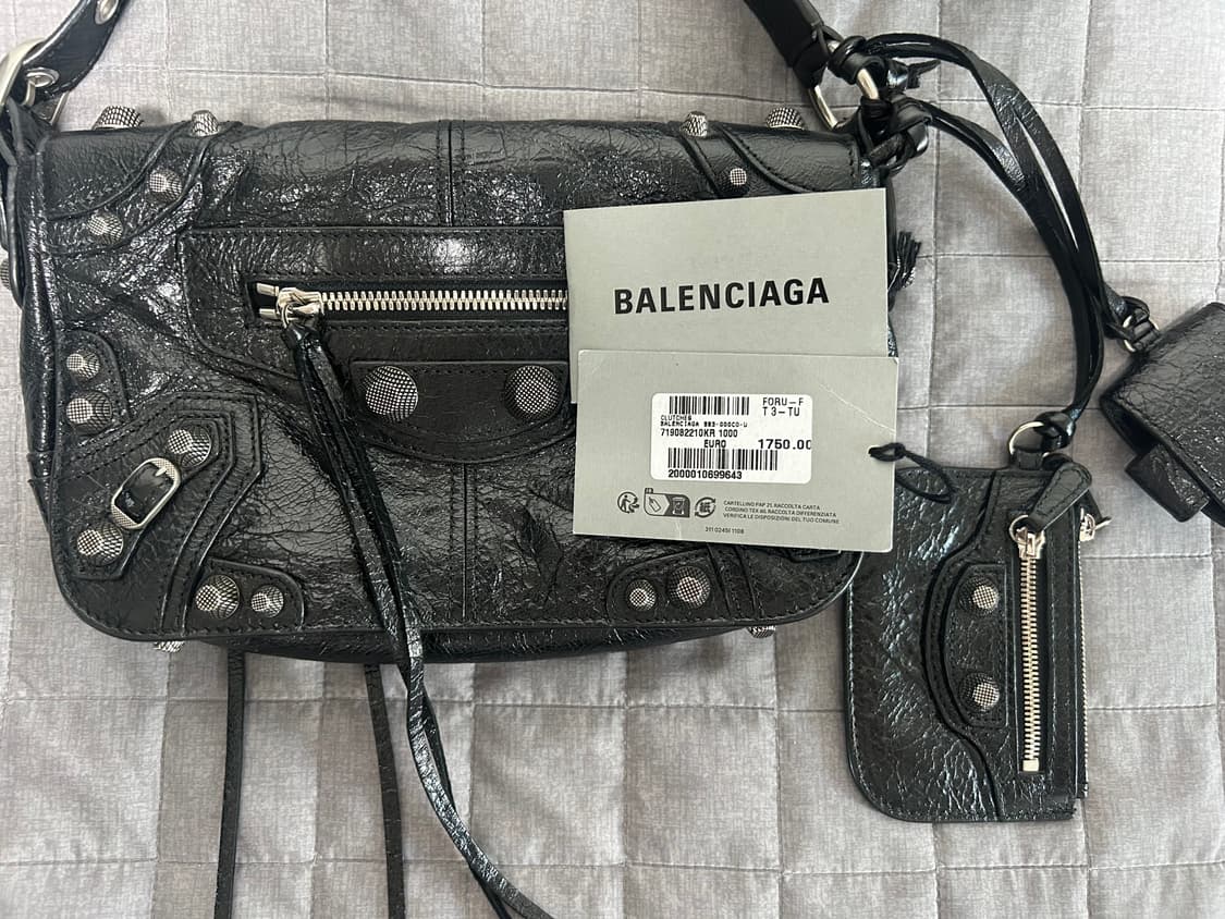 [XS] 발렌시아가 램스킨 르카골 플랩백 상품이미지2