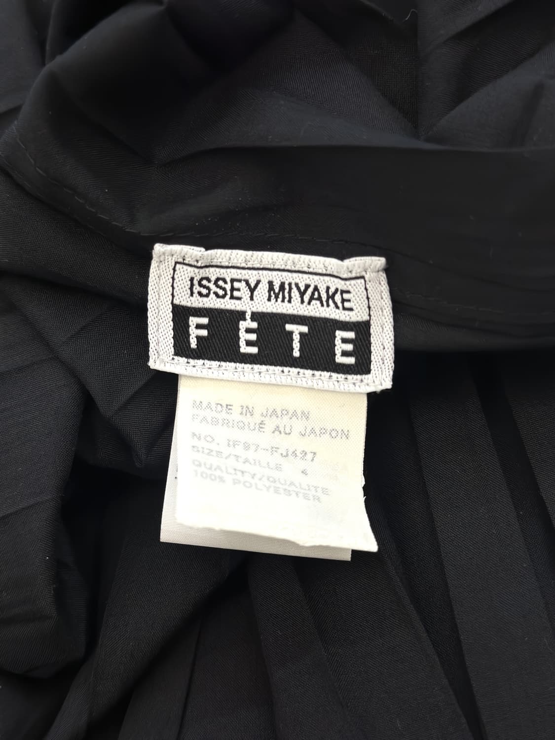 이세이미야케 FETE 플리츠 롱 셔츠 상품이미지6