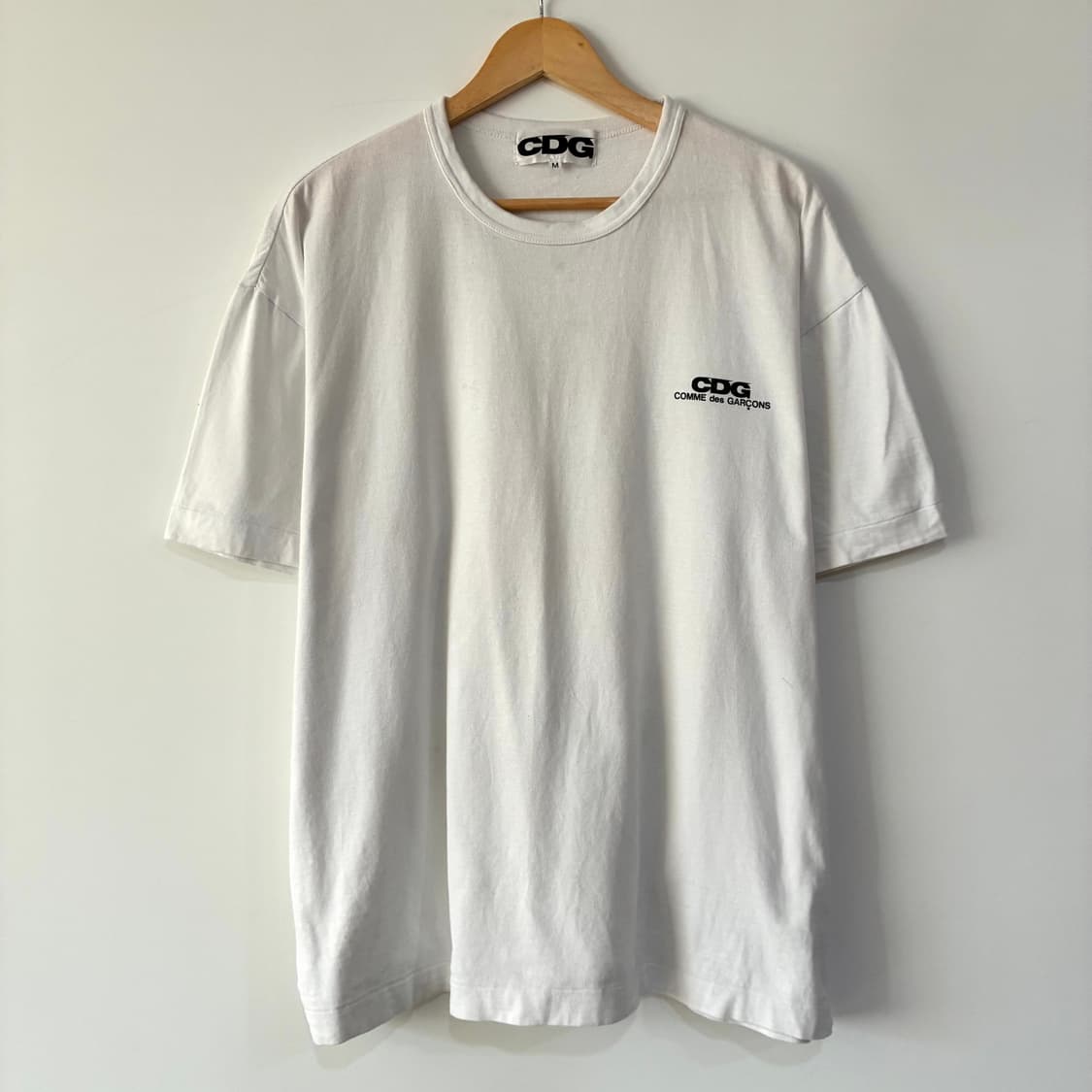 꼼데가르송 CDG 반팔 티 상품이미지1