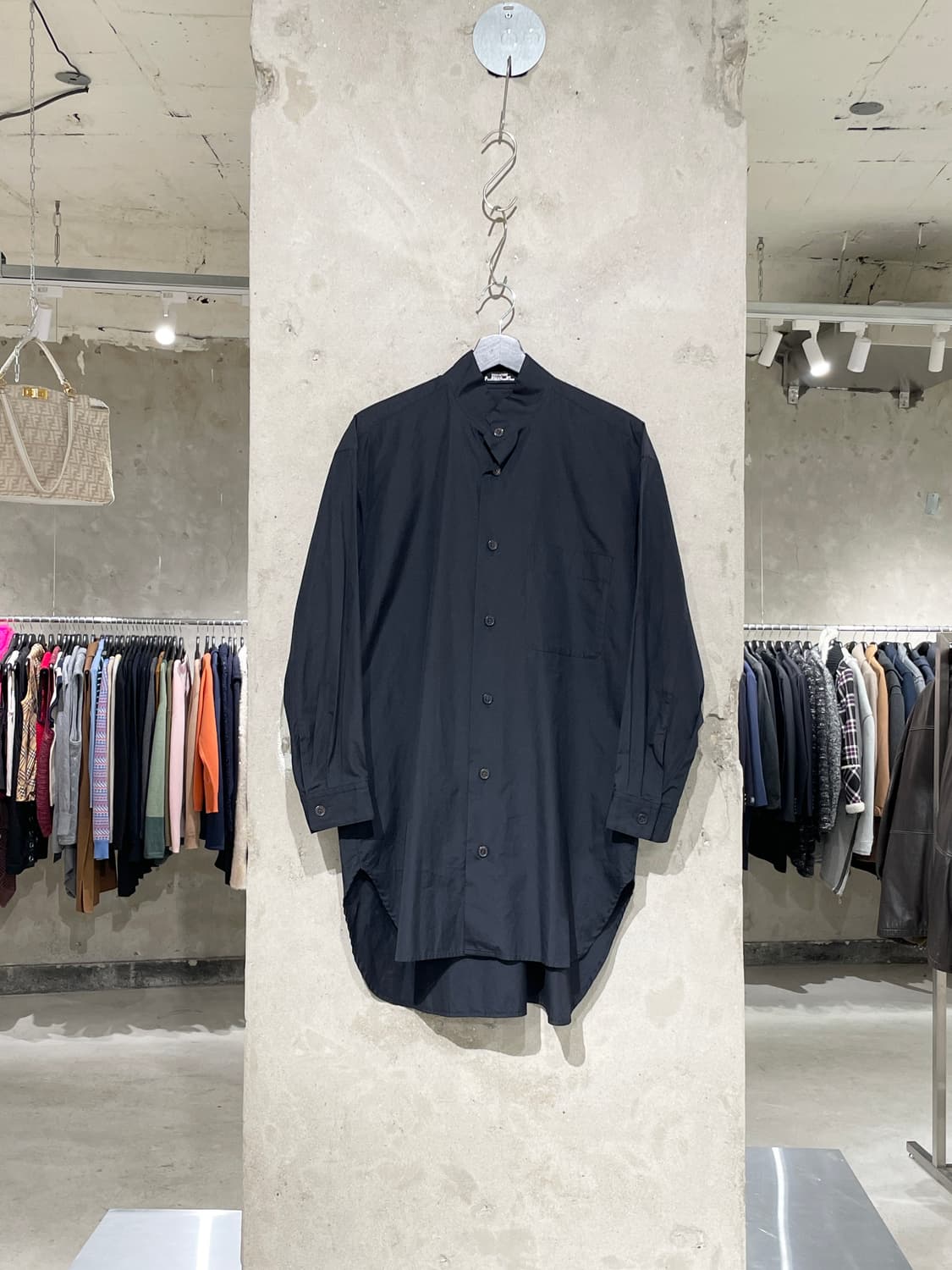 이세이 미야케 페르마넨테 블랙 아카이브 싱글 포켓 셔츠 상품이미지1