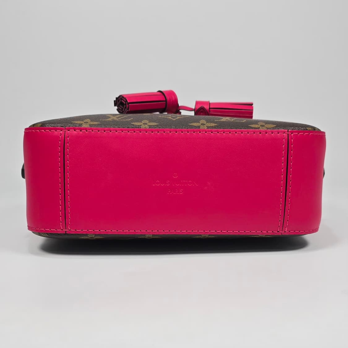 루이비통 산톤주 숄더백 상품이미지6