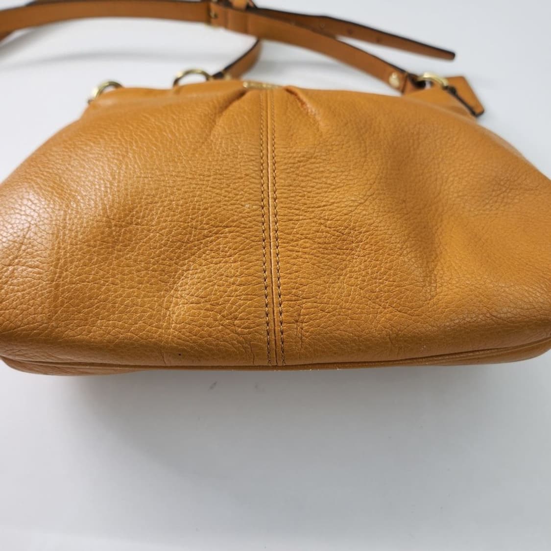 COACH 미니 애슐리 스윙팩 크로스백 상품이미지5