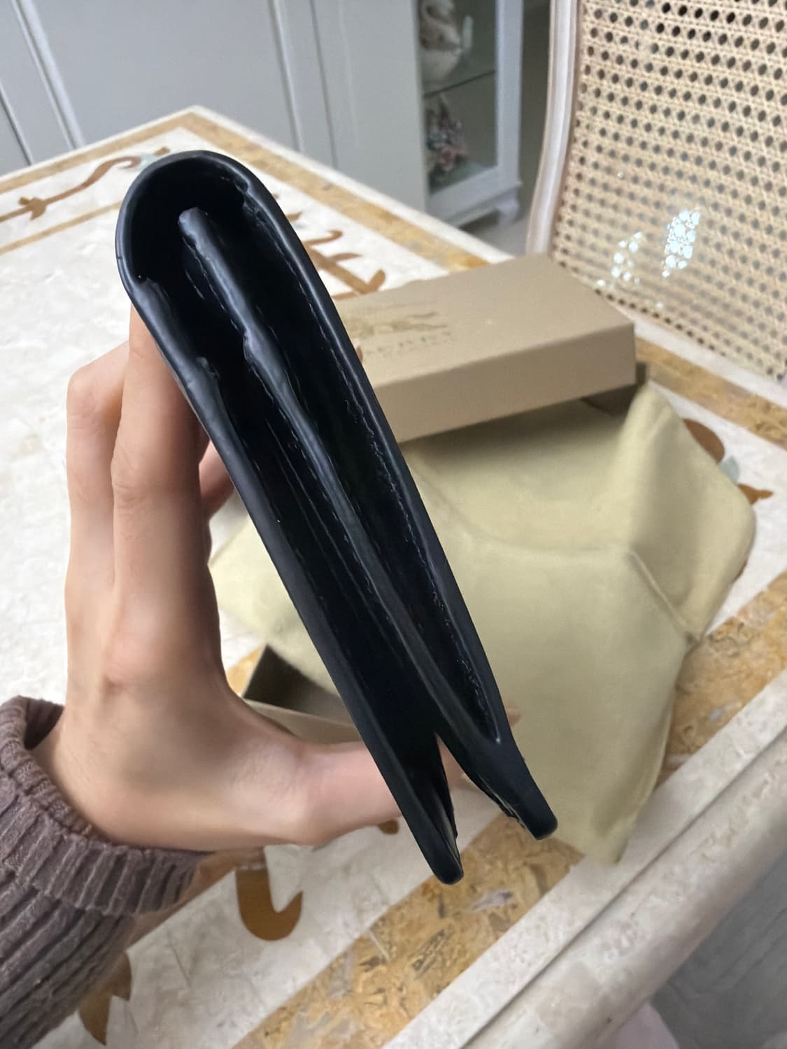 (정품) 버버리 블랙 체크 장지갑 CAVENDISH 상품이미지3