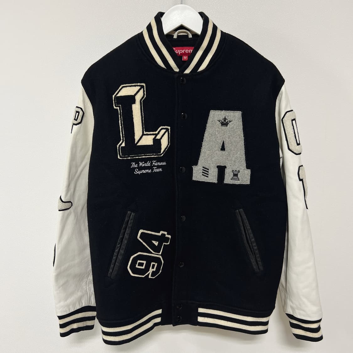 슈프림 06AW 올시티 베이스볼 바시티 자켓 검흰 상품이미지1
