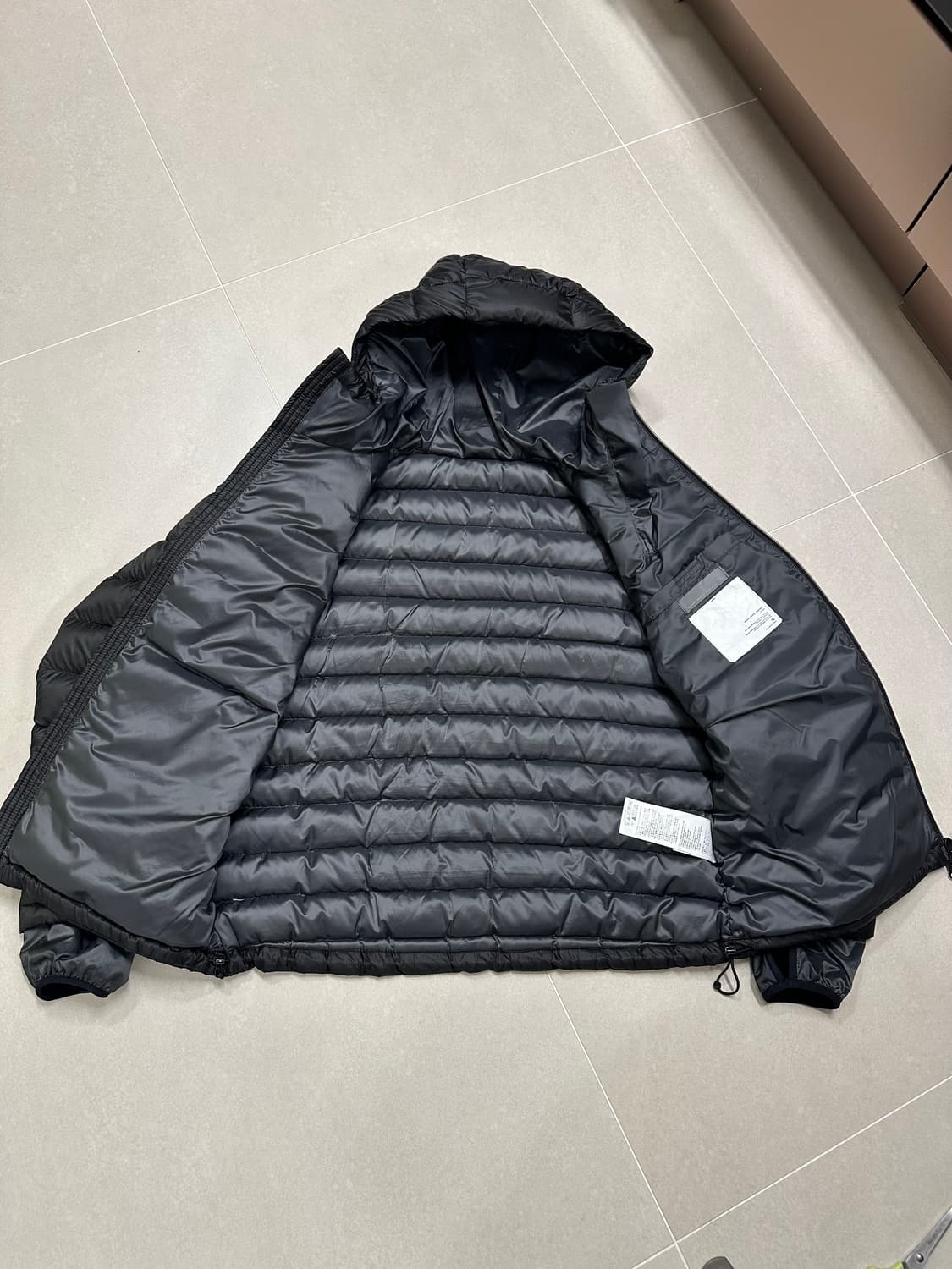 산산기어 25fw 서픽스 경량패딩 블랙 1사이즈 상품이미지5