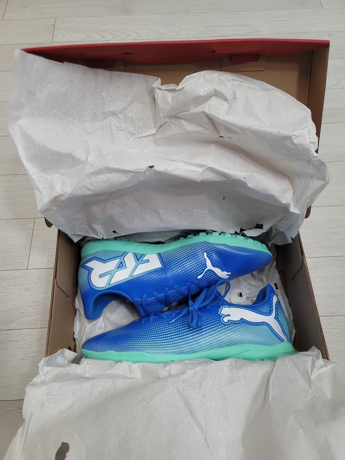 (275)푸마 풋살화 퓨처 7 플레이 TT[대전 직거래도 가능] 상품이미지2