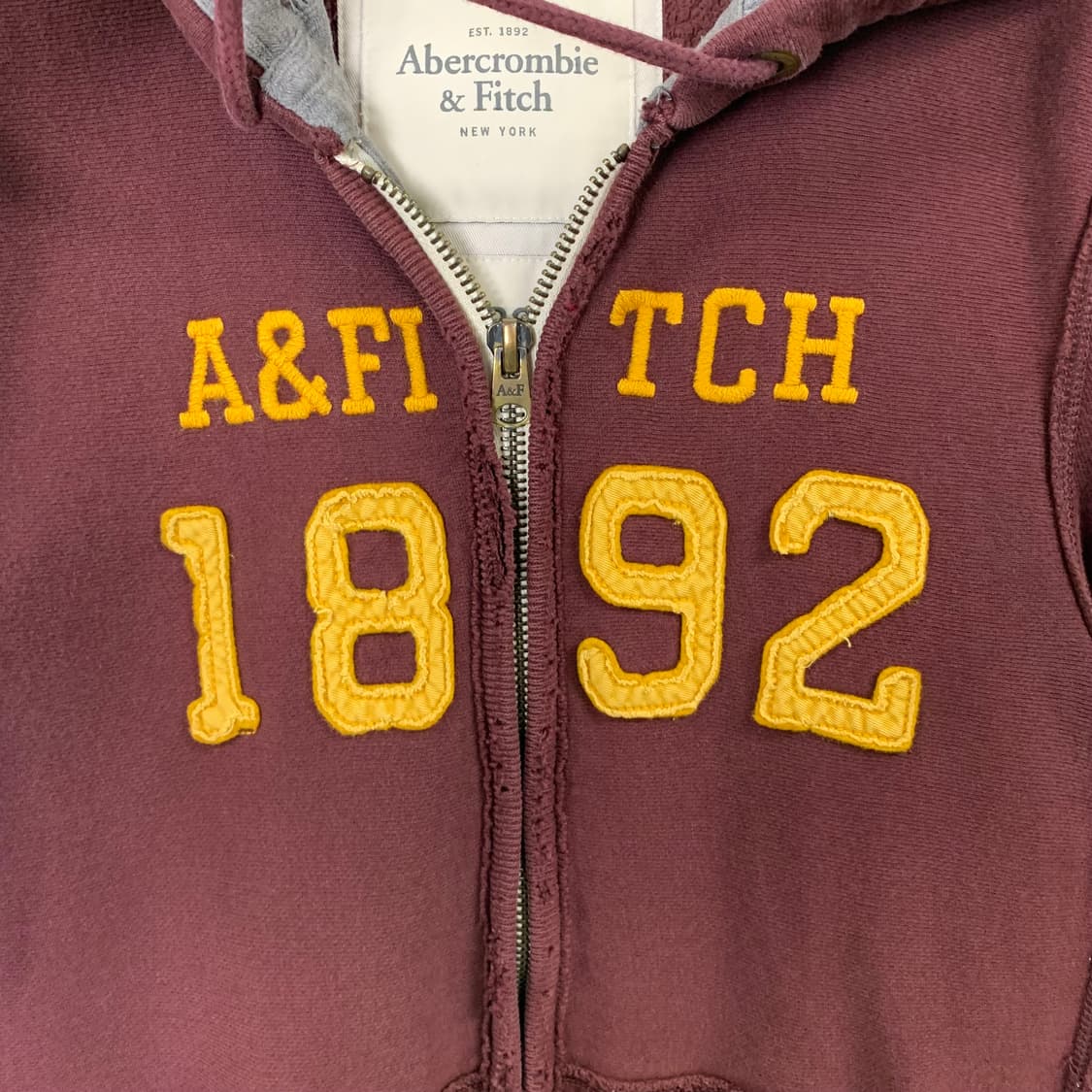 아베크롬비 y2k 와투케 버건디 후드집업 상품이미지4