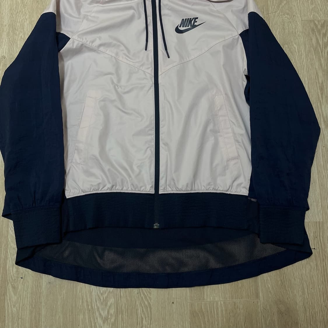 나이키 여성 윈드러너 러닝 바람막이 자켓 M/85  상품이미지4