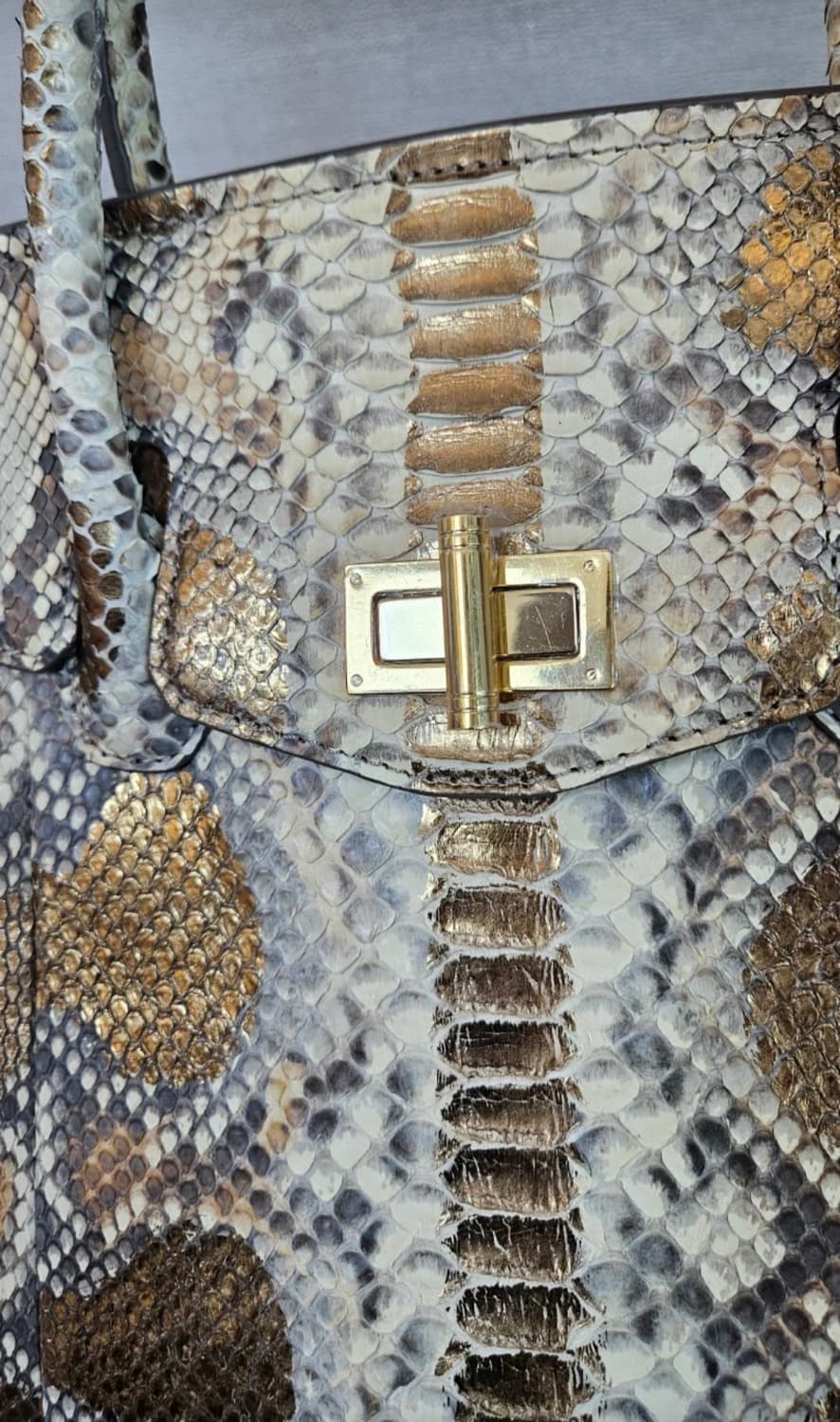 Jane couture 리얼 파이톤(뱀피) 핸드백
 상품이미지6