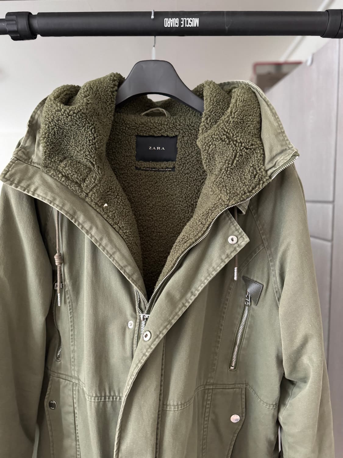 자라 퍼 겨울야상. 사이즈 105. 상품이미지4