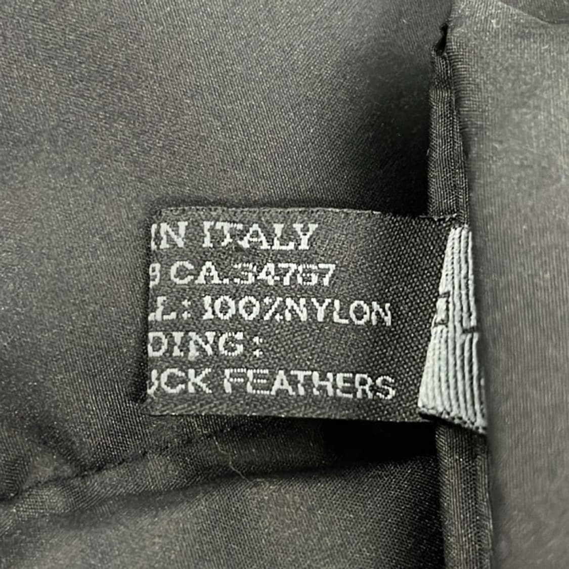 프라다 스포츠 나일론 패딩 머플러 상품이미지6