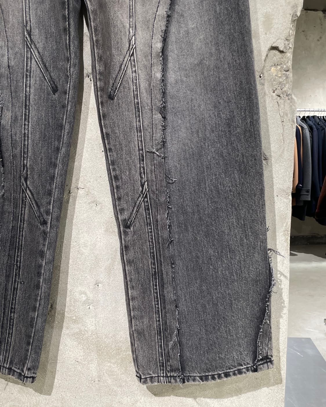 앤더슨벨 흑청 패널 카펜터 와이드 데님 팬츠 상품이미지5