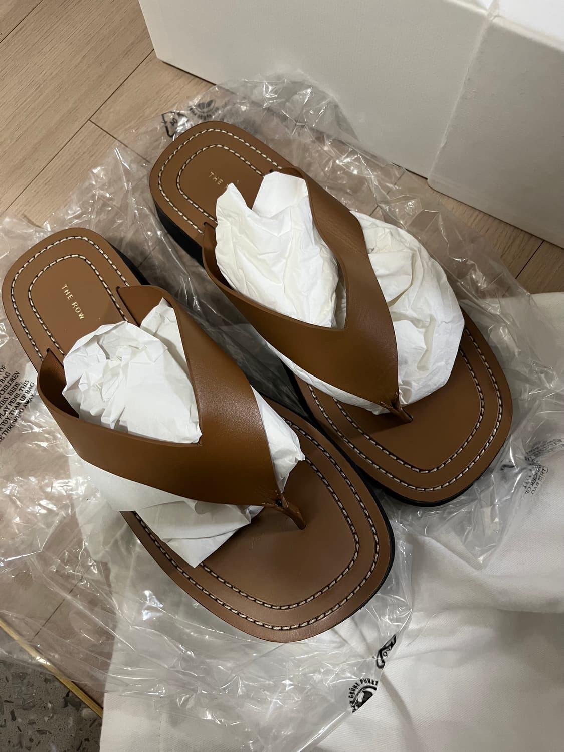 더로우 긴자 슬리퍼 상품이미지1