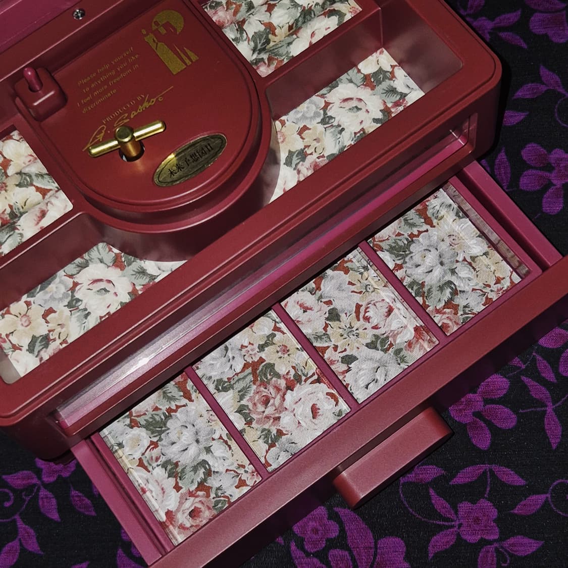 90s 로지에 플로랄 패브릭 오르골 보석함 상품이미지10