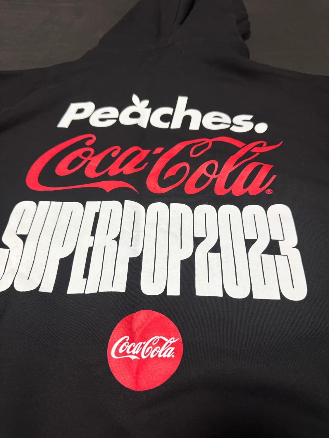 정품새제품 피치스 코카콜라 후드 블랙 XL 상품이미지4