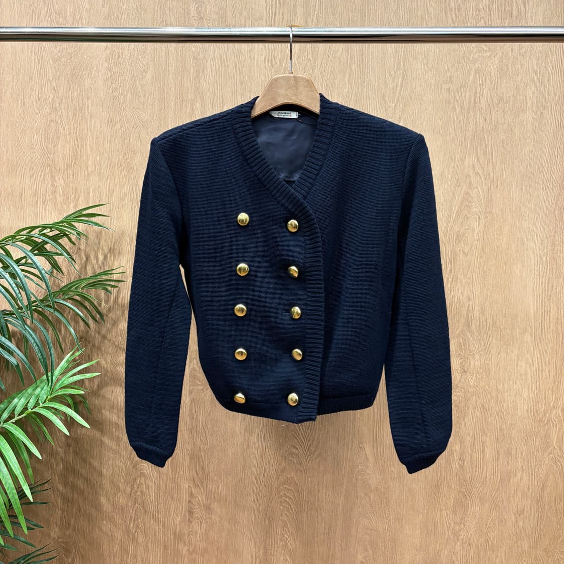 입생로랑 울 니트 가디건 자켓 시그니처 더블 골드 버튼 디테일 딥 네이비 상품이미지1