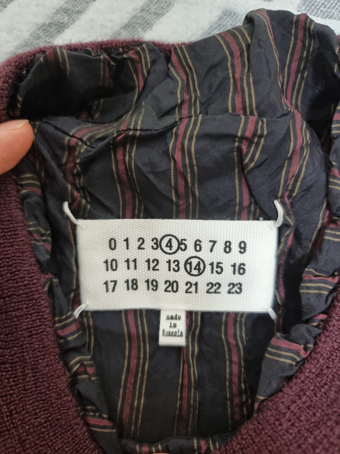 마르지엘라 디스트레스드 레이어드 니트 버건디 L size 상품이미지6